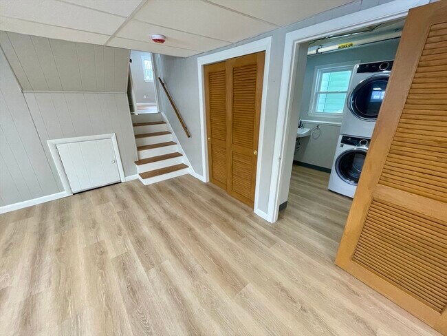 Building Photo - 34 Foster Dr