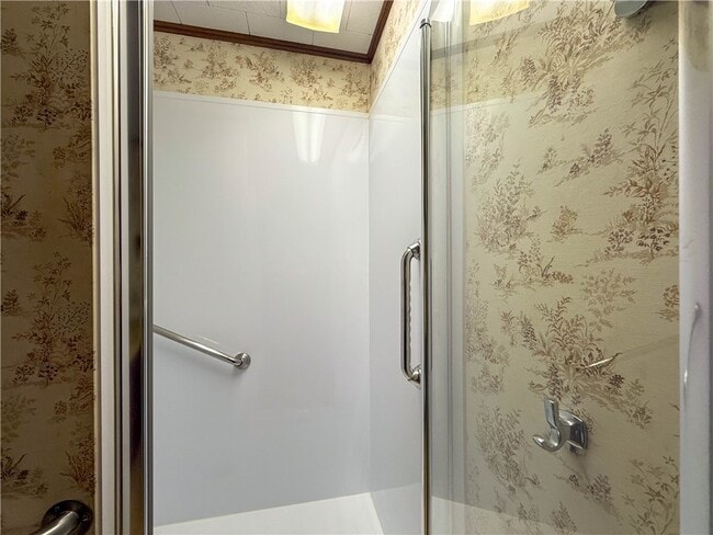 Building Photo - 937 E Main St