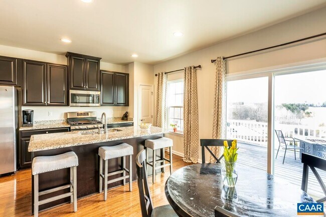 Building Photo - 2033 Elm Tree Ct