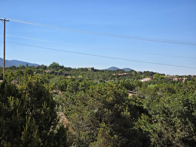 Building Photo - 1329 Tano Ridge Rd