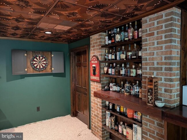 Building Photo - 10264 Greystone Rd