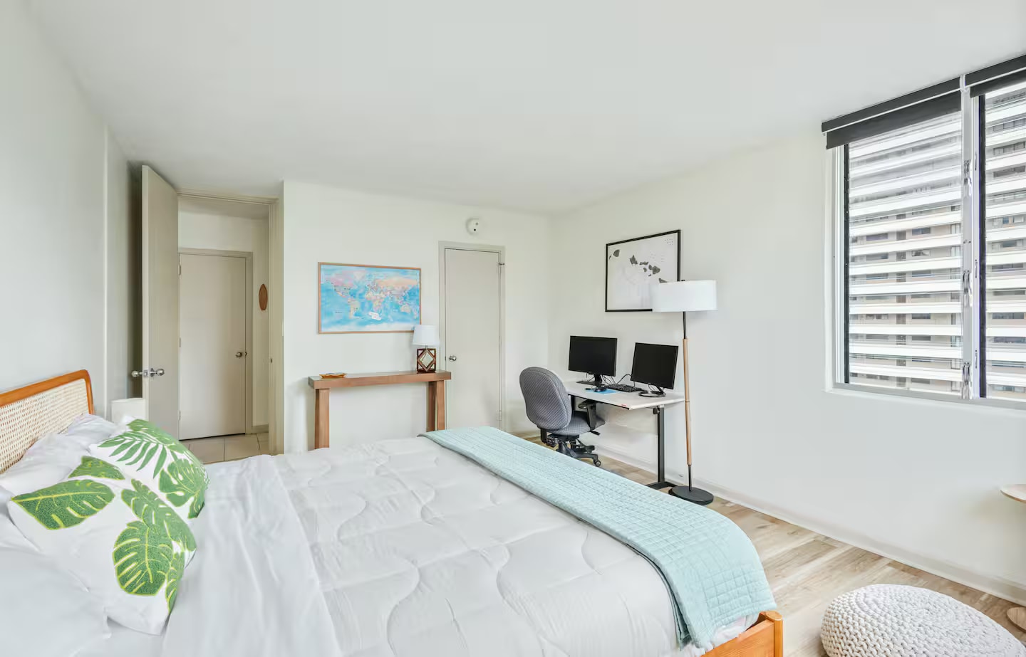 Building Photo - 430 Kaiolu St