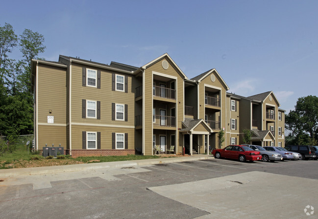 Clarksville Heights Apartments - 500 Kraft St Clarksville Tn 37040 