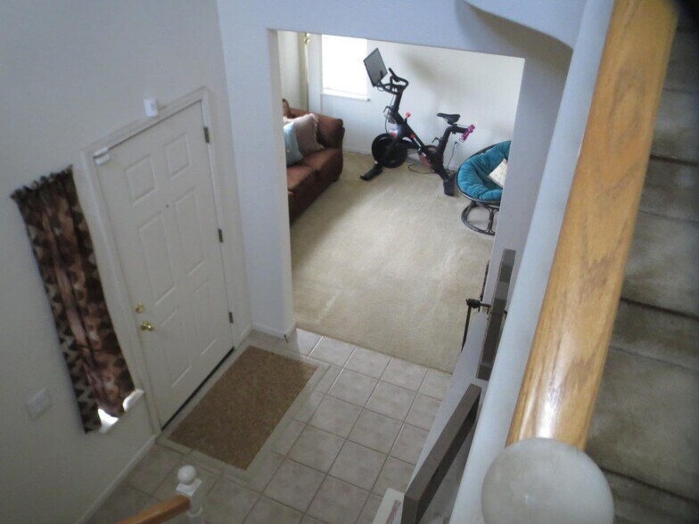Building Photo - 4125 Pathway Ln
