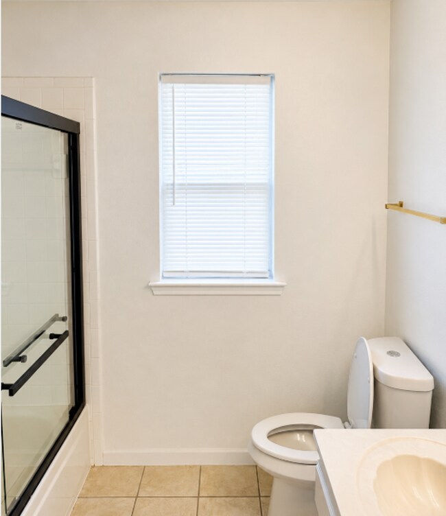 Building Photo - AVAILABLE MAY 18; APPLY ON OUR WEBSITE TODAY!!