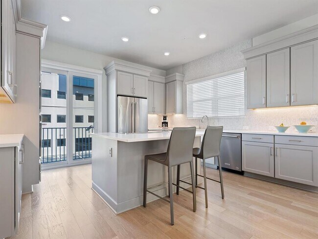 Building Photo - 508 Laurel Pk Dr