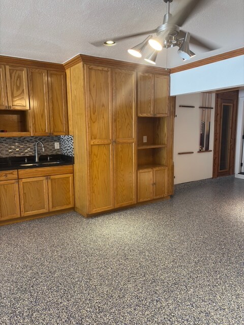 Building Photo - 2800 Rice Dr