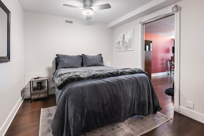 Building Photo - 1030 N State St