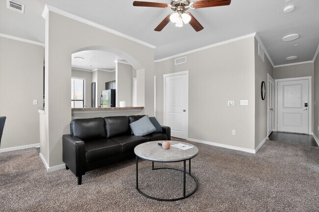 Building Photo - 1355 Ranch Pkwy