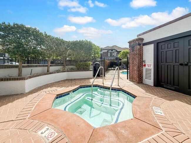 Building Photo - Stunning 4B/3BA House in Gated Community in Carlsbad!