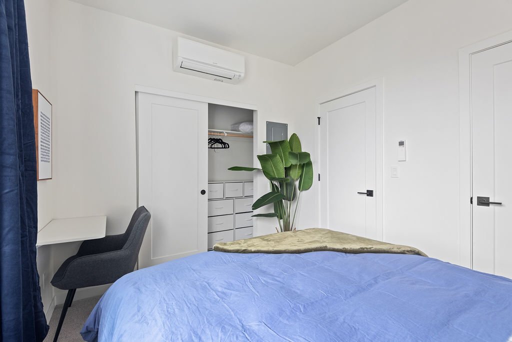 Building Photo - 5205 SE Boise St