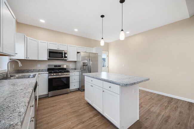 Building Photo - Brand New Construction Home for Rent – Washington, IL!