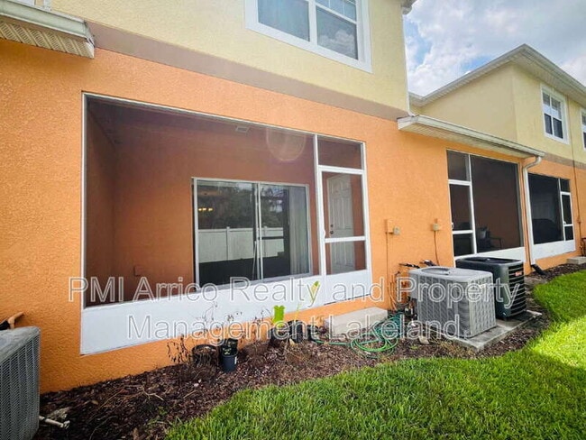 Building Photo - 4027 Winding Vine Dr