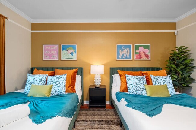 Building Photo - 13702 Yellow Oak Cir