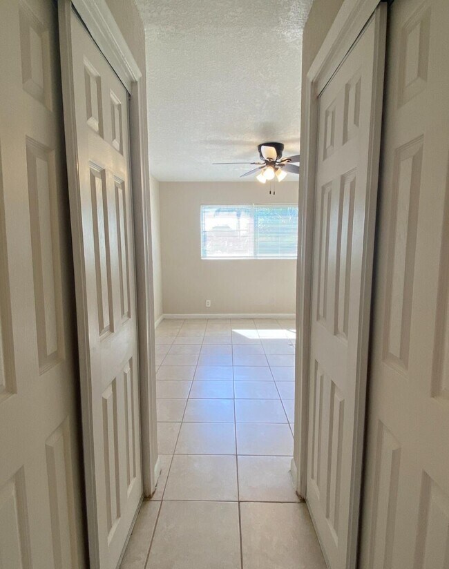 Building Photo - 124 Yacht Club Dr