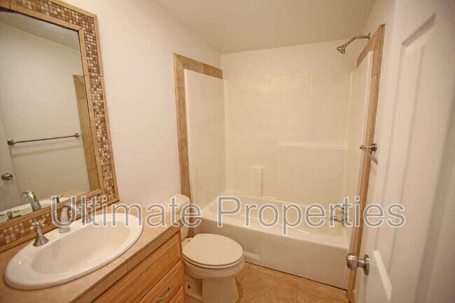 Building Photo - 38405 N 27th Ave