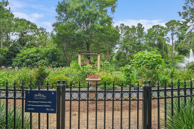 Building Photo - 400 Kelly Plantation Dr