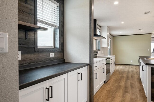 Building Photo - 339 Lower Red Rock Rd