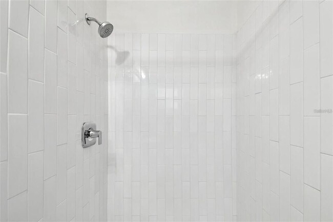 Building Photo - 4545 37th Ave N