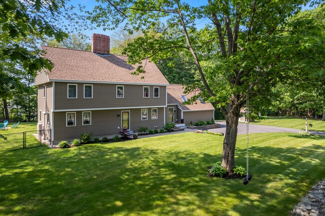 Primary Photo - 106 Fieldstone Estates Rd