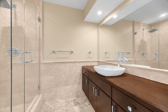 Building Photo - Beautiful 2-Story, 3-Bedroom, 3-Bath Townhome Community Pool