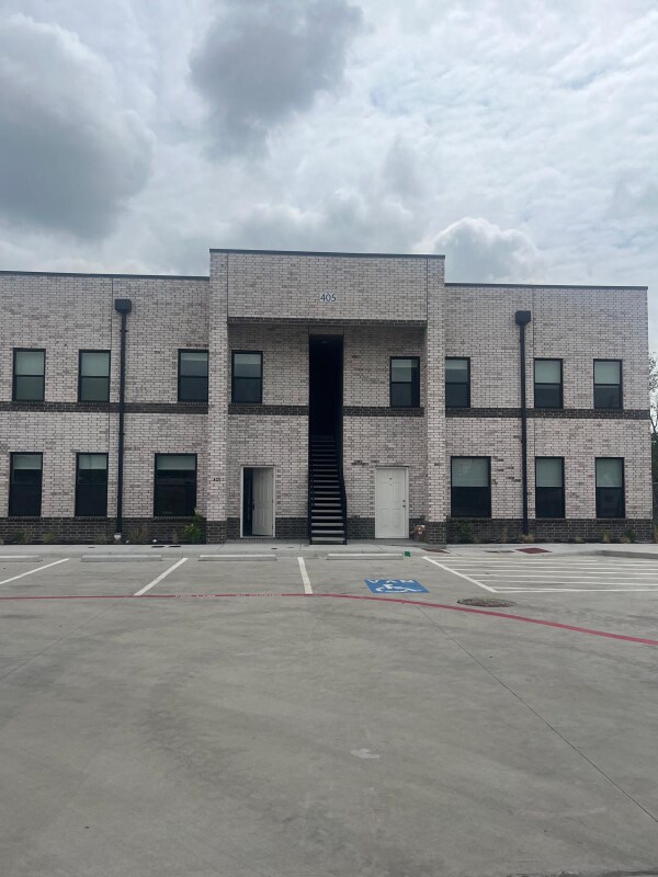 Building Photo - 405 Richlands way