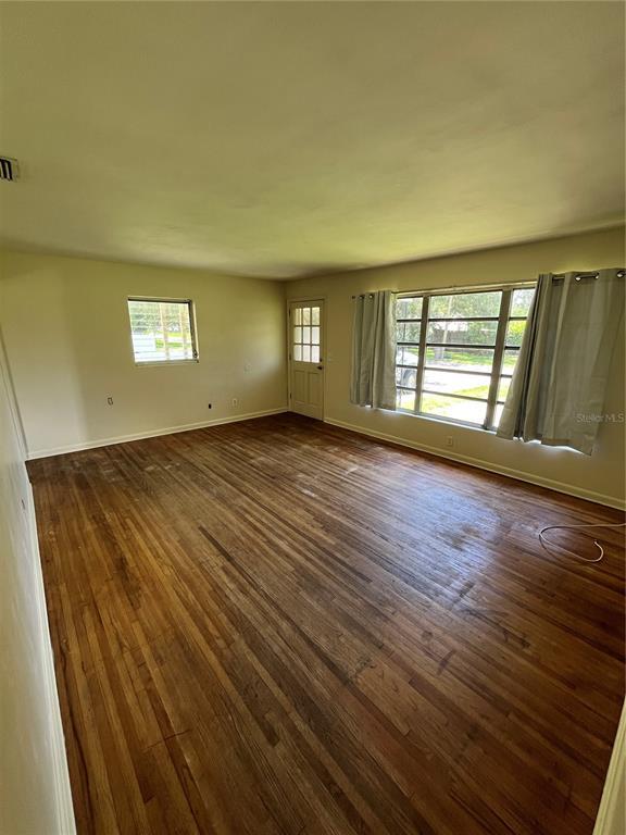 Building Photo - 925 Susan Dr