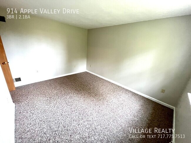 Building Photo - 914 Apple Valley Dr