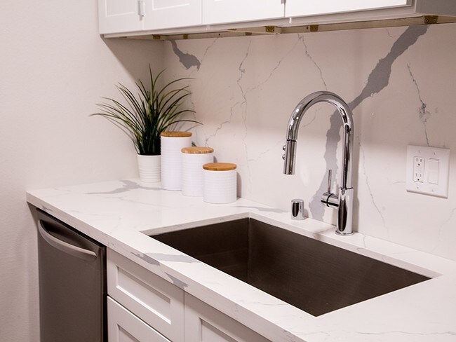 Building Photo - 16635 Yukon Ave