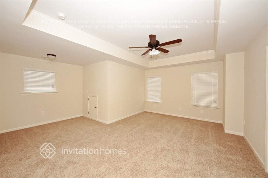 Building Photo - 3280 Franklin St