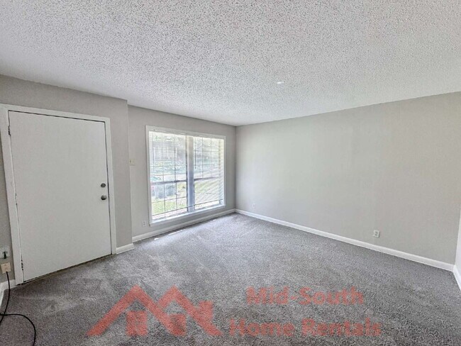 Building Photo - 3191 Parham St