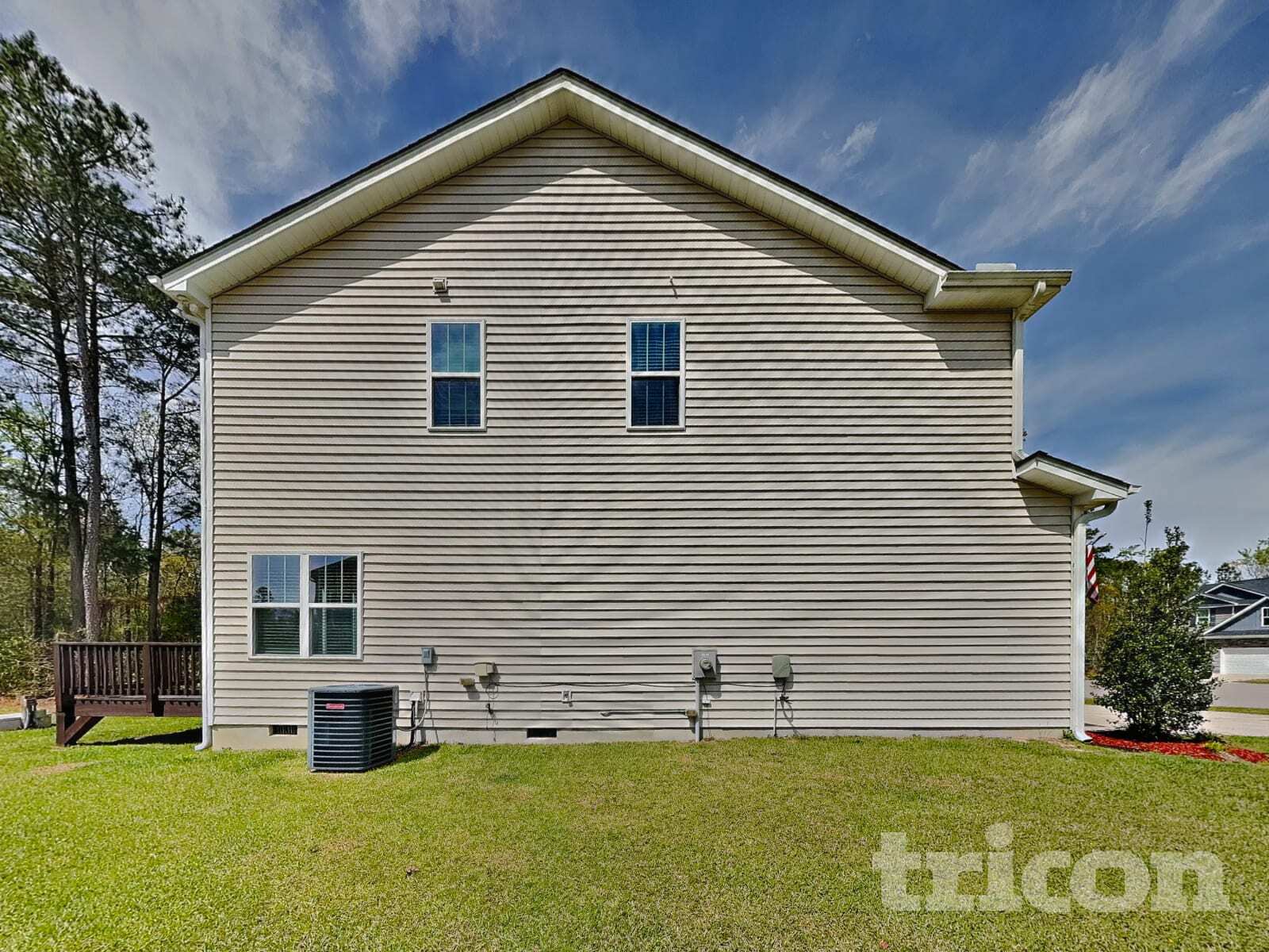 Building Photo - 877 Juno Dr