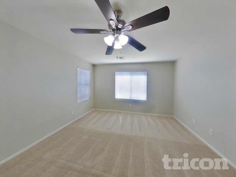 Building Photo - 8717 W Hammond Ln