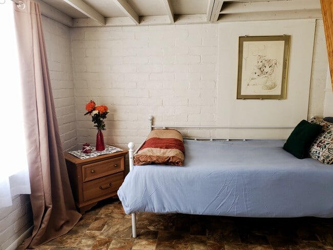 Building Photo - 131 Crowley Lake Dr