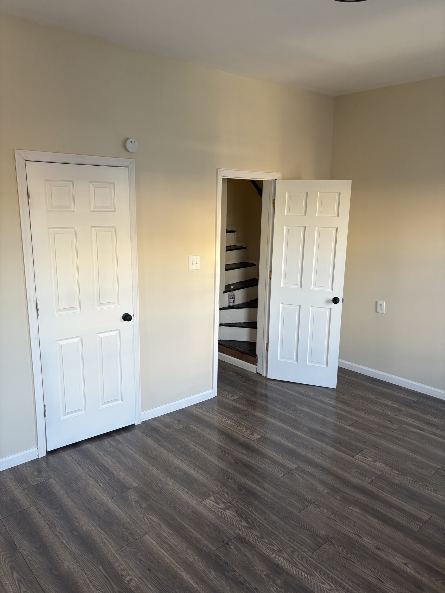 SECOND BEDROOM - 362 N Front St