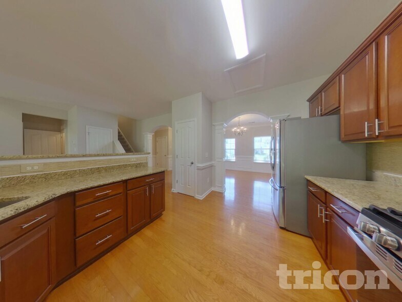 Building Photo - 2558 Fiddlers Glenn Dr