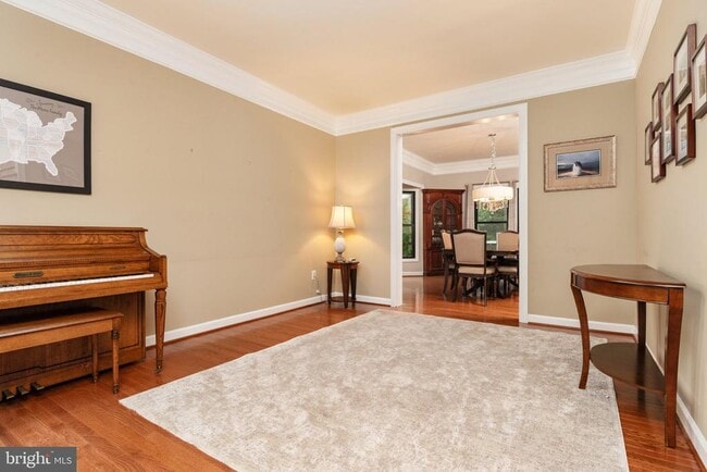 Building Photo - 119 Fordham Dr