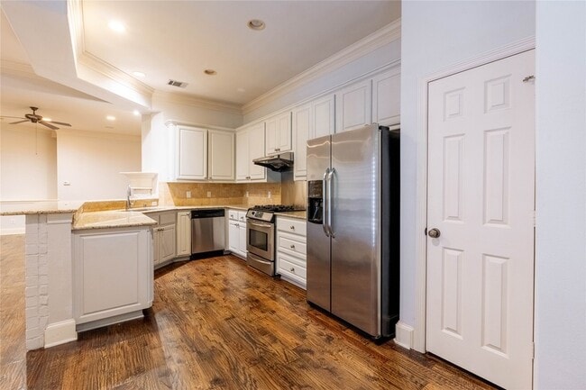 Building Photo - 18119 Frankford Lakes Cir
