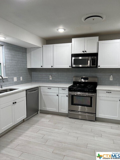 Building Photo - 1701 Chippendale Dr