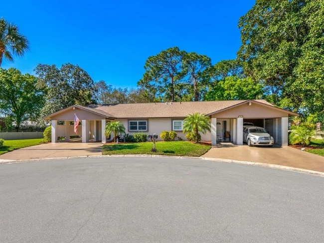 Building Photo - 1624 Whitehead Dr