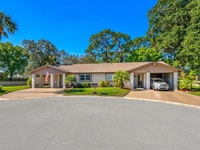 Building Photo - 1624 Whitehead Dr