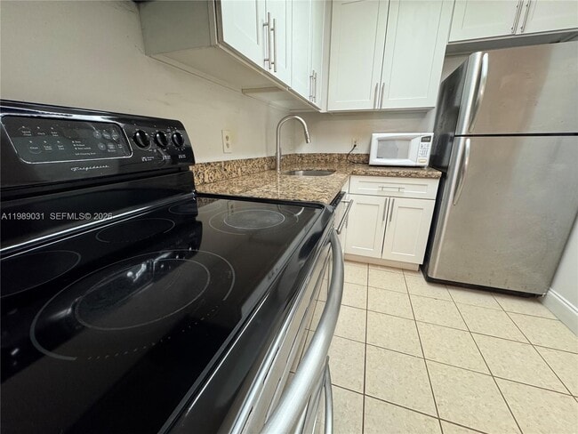 Building Photo - 10717 Cleary Blvd