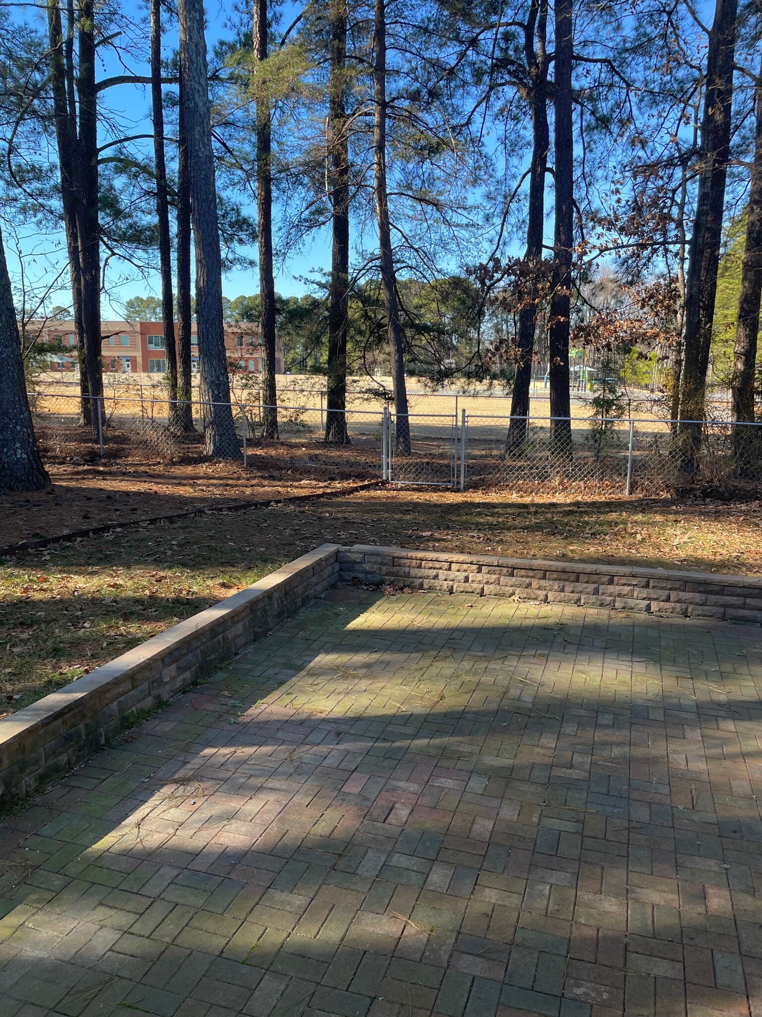 Building Photo - 705 Cash St