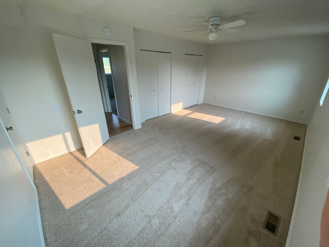 Building Photo - Family Style Home In The Coveted Marsten Neighborhood!