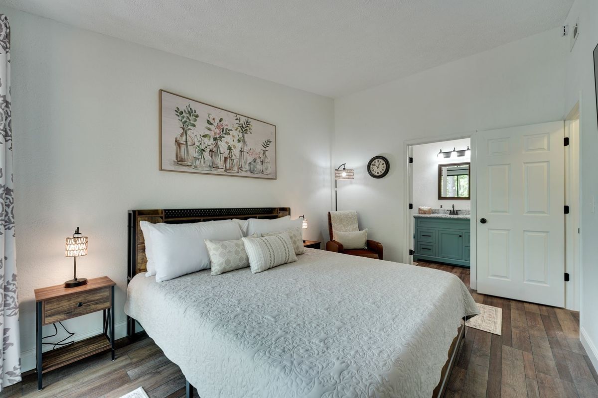 Building Photo - 395 Ozark Mountain Resort Dr