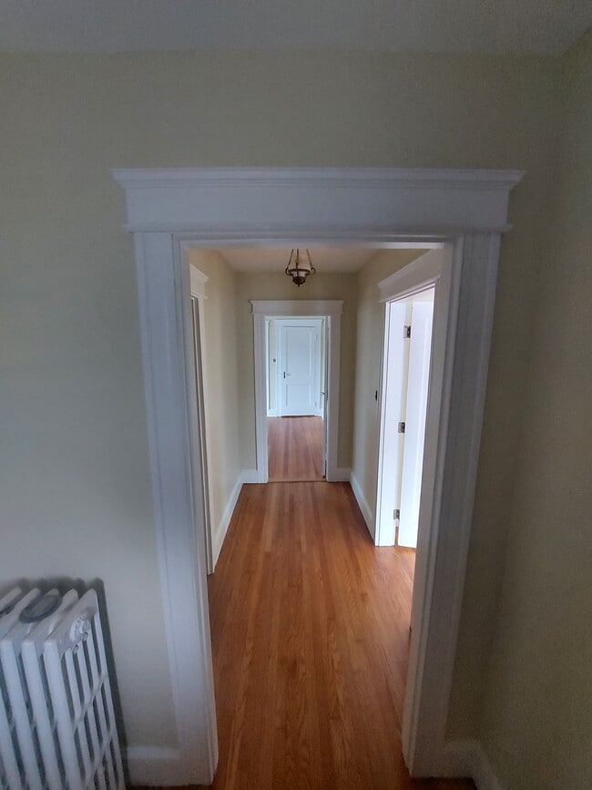 Building Photo - 12 East St