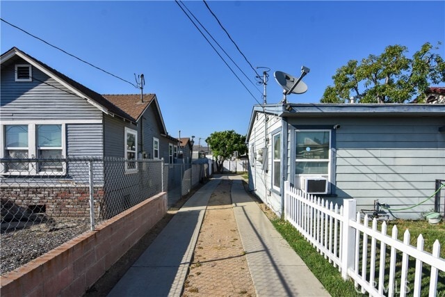 Building Photo - 11039 Dodson St