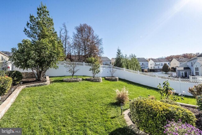 Building Photo - 9221 Clementine Ct