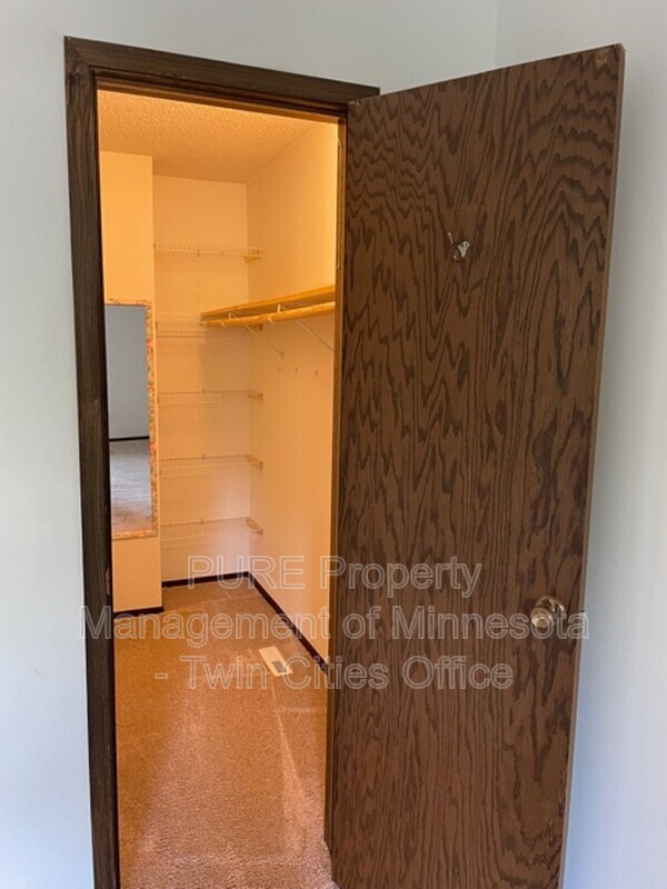 Building Photo - 14317 Fairway Dr