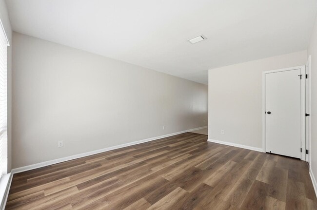 Building Photo - 1331 Cedar St